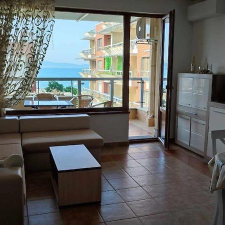 Cozy Apartment With Sea View And Free Parking 帕莫瑞 外观 照片